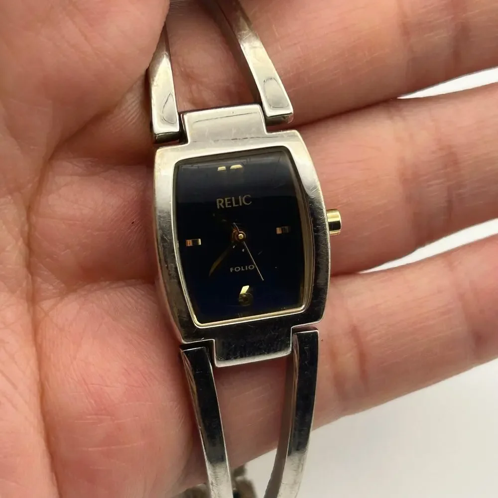Relic Folio Silver-tone Black Dial St. Steel Women’s Fashion Watch New Battery